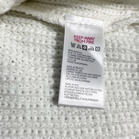 SOLD - BDG Urban Outfitters Knit Sweater - Picture 7 of 9